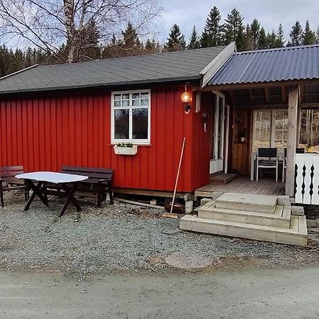 Idyllisk Minihus I Landlige Omgivelser - Med 5 Sengeplasser Og Parkering Åsen Exterior foto